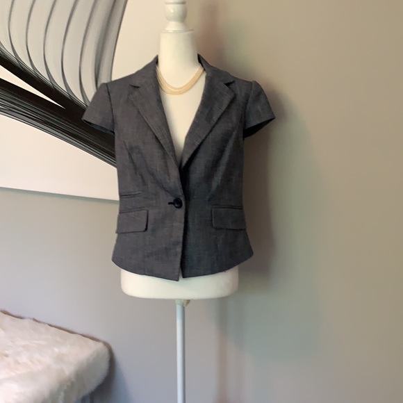 The Limited Gray Short cap-sleeve business jacket - Picture 7 of 10